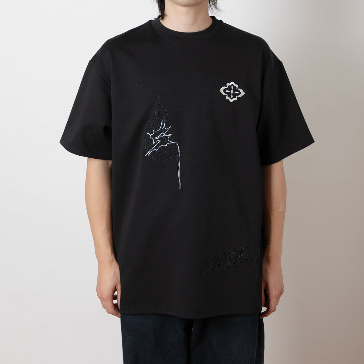 予約商品】刺繍Tシャツ – taiden