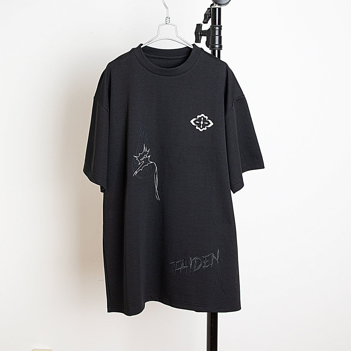 【予約商品】刺繍Tシャツ